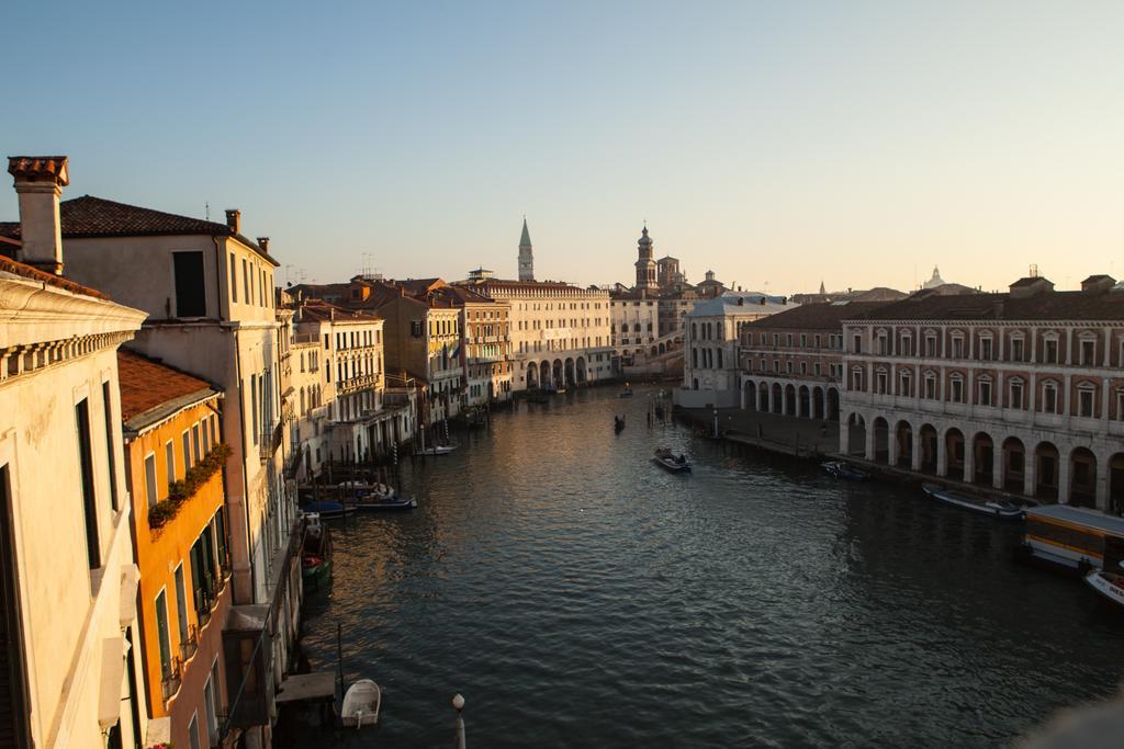 البندقية Locanda Ai Santi Apostoli المظهر الخارجي الصورة